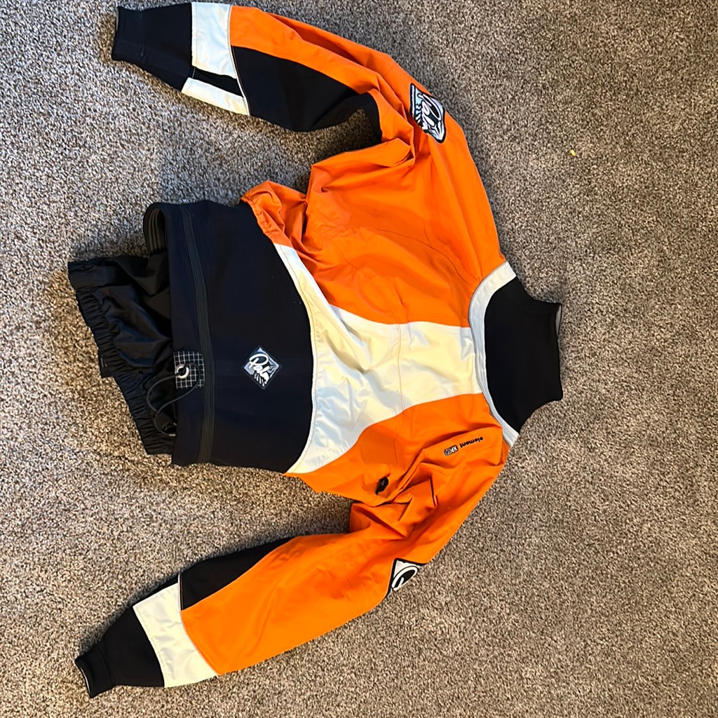 Dry Jacket